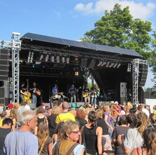 la-boum auf dem Weinturmfestival